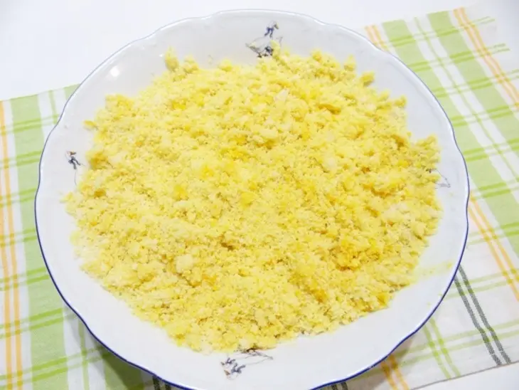 Ливанский манный пирог с куркумой: шаг 4