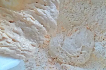 Кулебяка с капустой и изюмом: шаг 3