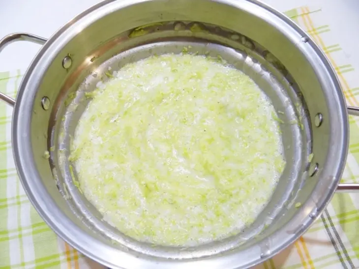 Кабачковые оладьи с рисом: шаг 5