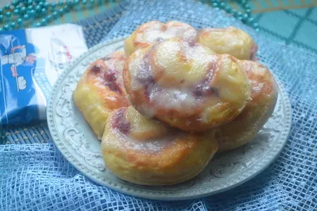 Булочки бруснично-малиновые с кремом: шаг 9