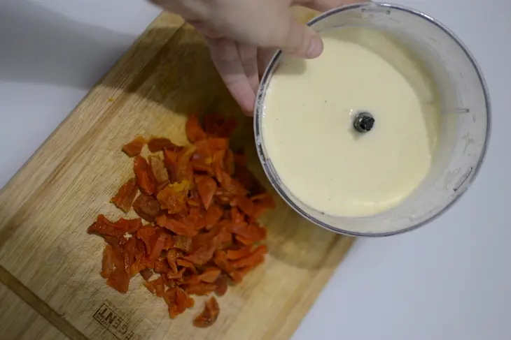 Кексы с манной крупой и курагой: шаг 1
