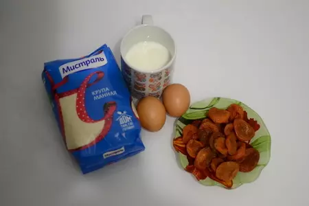 Кексы с манной крупой и курагой: шаг 2