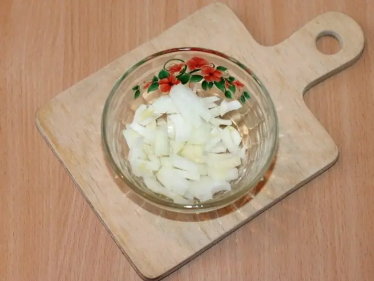 Куриный салат с сельдереем, рисом и фруктами: шаг 3