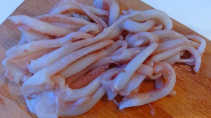 Китайская лапша вок с морепродуктами: шаг 3