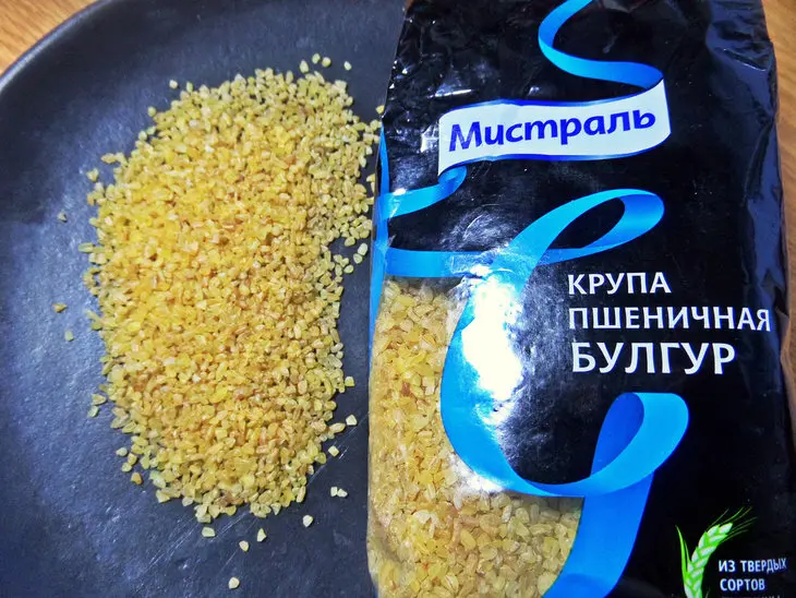 Свиные рулетики с черносливом+чечевица с булгуром: шаг 6