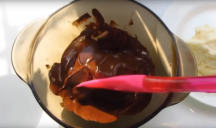 Шоколадный брауни с орехами: шаг 3