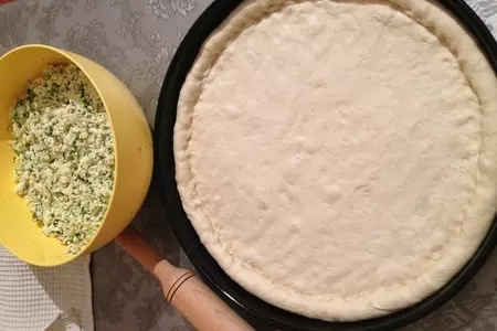 Открытый пирог с творогом и зеленью: шаг 3