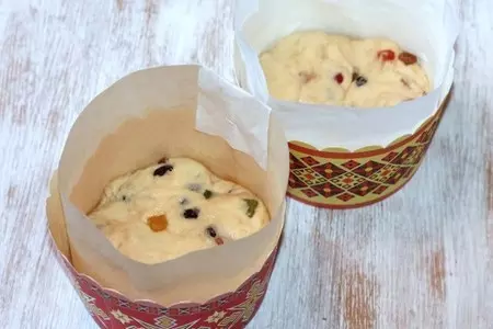 Пасхальный кулич на сметане с изюмом и цукатами: шаг 13