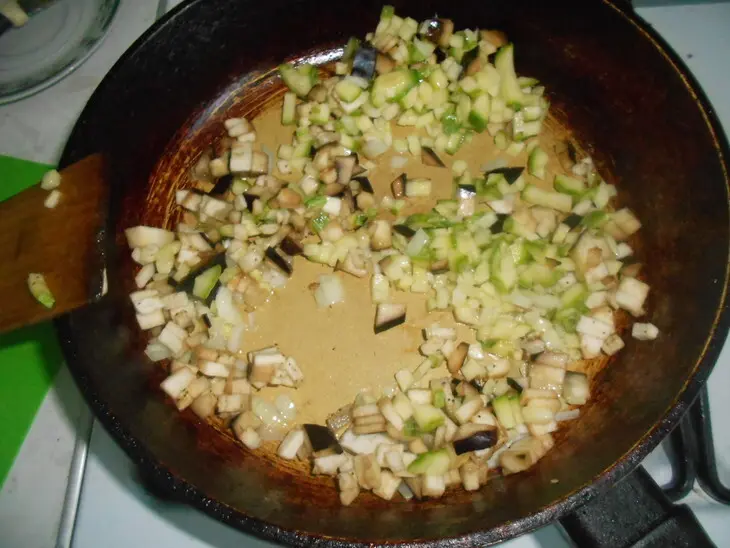 Филлини, фаршированные овощами и грибами: шаг 3