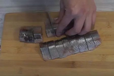 Бутерброды с селедкой: шаг 3