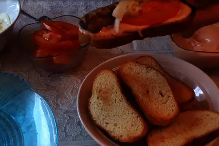 Бутерброды со шпротами: шаг 4