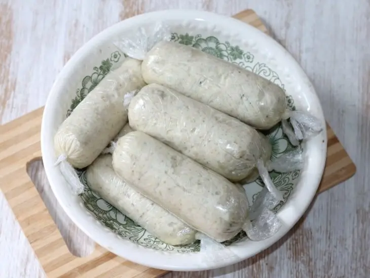 Домашние колбаски с молодым картофелем: шаг 7