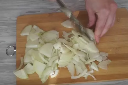 Печеночный салат - вкуснейший салат из печени: шаг 1