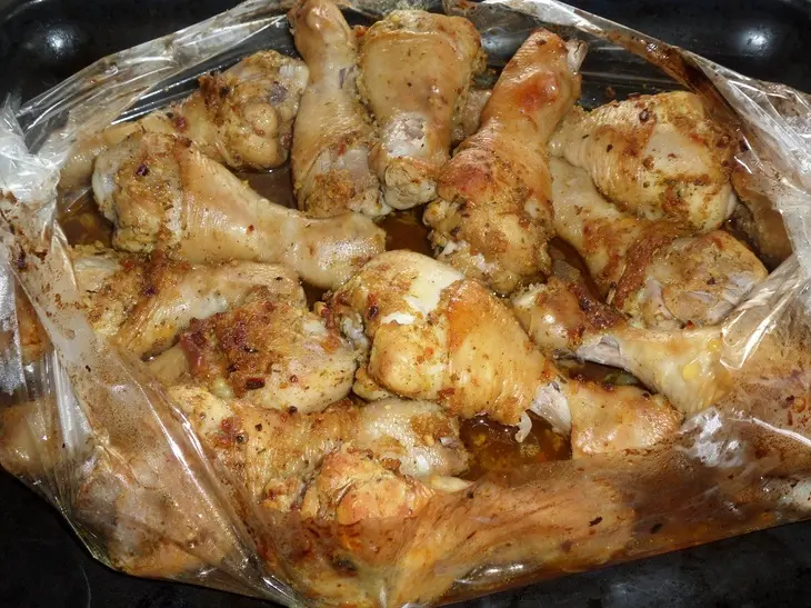 Запеченные куриные голени "ароматные": шаг 10