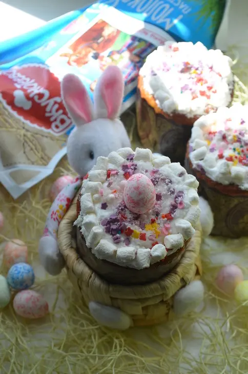 Кулич с курагой и черносливом: шаг 7