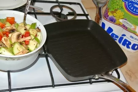 Тёплый овощной салат с шампиньонами.: шаг 6