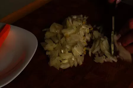 Слоёный салат с говяжьей печенью // вкусный салат на праздничный стол: шаг 1