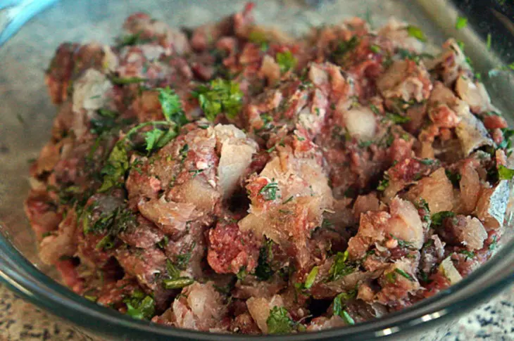 Рулетики из минтая с мясным фаршем: шаг 2