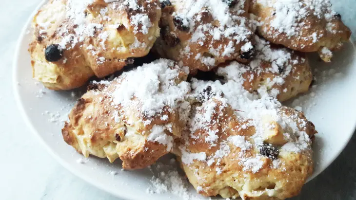 Вкусное и мягкое яблочное печенье с изюмом!: шаг 4