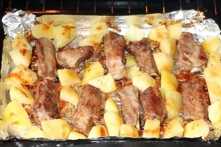 Рагу свиное с картофелем в духовке: шаг 5