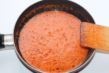 Сливочный соус из жаренного перечного перца : шаг 7