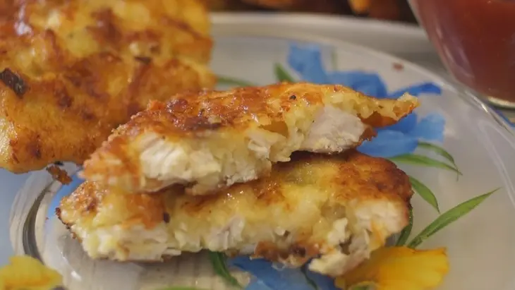 Рубленные котлеты из куриной грудки. сочные, мягкие и потрясающе вкусные!: шаг 4