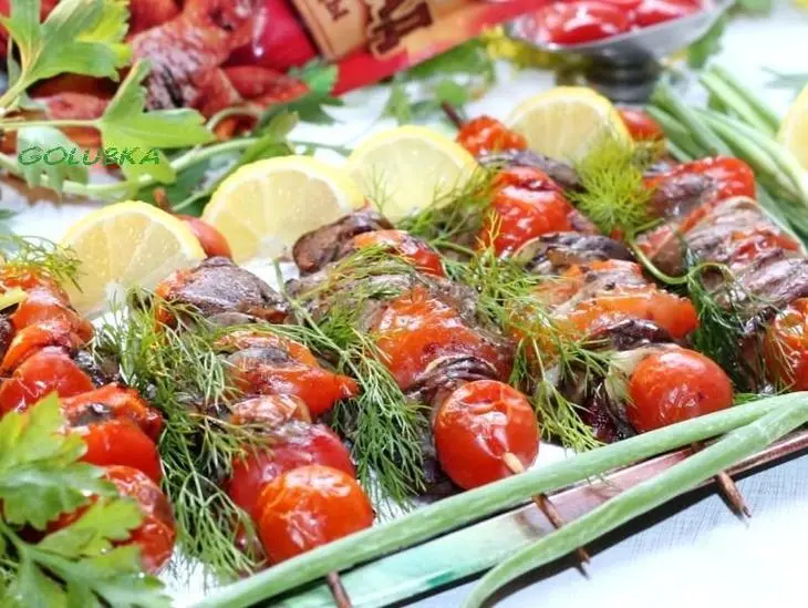 Шашлык из куриной печени с болгарским перцем: шаг 8