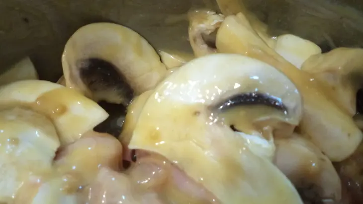 Куриные шашлыки с грибами по махеевски!: шаг 3