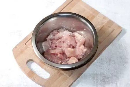 Домашний бургер с куриной котлетой: шаг 4