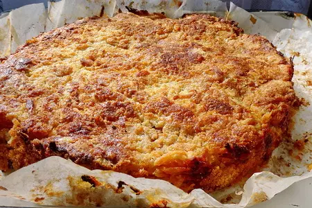 Ленивый яблочный пирог с манной крупой: шаг 6