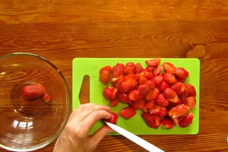 Клубничное пирожное. невероятно вкусный десерт!: шаг 5