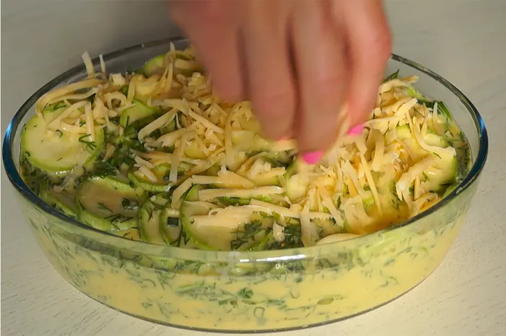 Запеканка из кабачков | нежная и очень вкусная: шаг 4