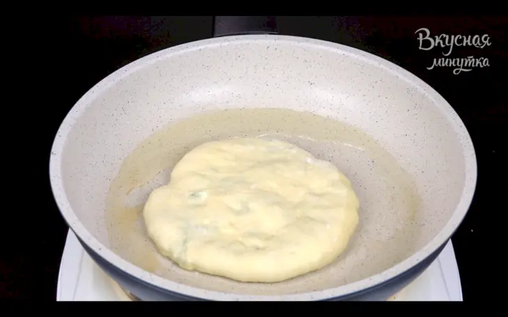 Лепешки на любой случай - ну, оочень вкусно с любой начинкой!: шаг 3