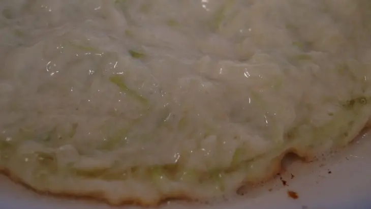 Закусочный торт из кабачков. сочный, нежный и необыкновенно вкусный!: шаг 2