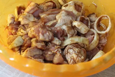 Шашлык из курицы в маринаде барбекю: шаг 3
