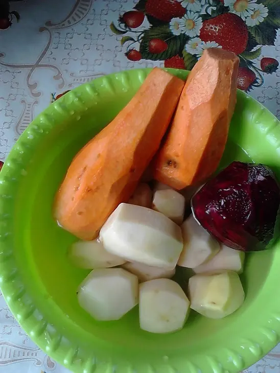 Запеченная курица в чесночном маринаде с овощами: шаг 3
