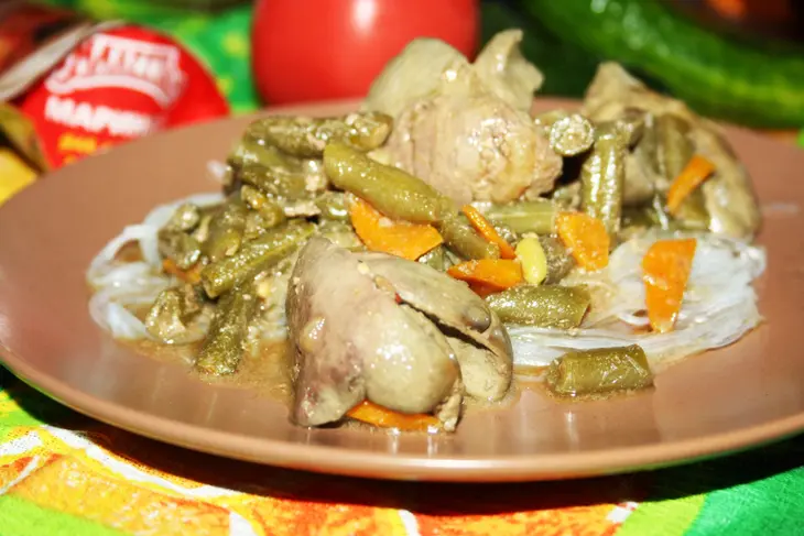 Рагу из нежной куриной печени со стручковой фасолью: шаг 10