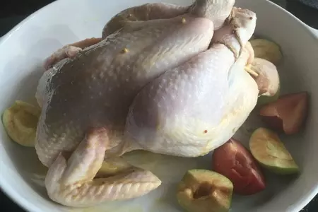 Курица со сливами  и яблоками: шаг 4