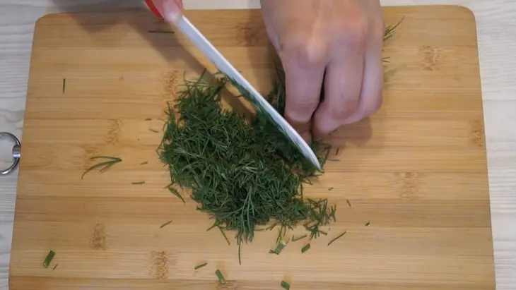 Слишком вкусная закуска за 10 минут. попробуйте и убедитесь сами!: шаг 3