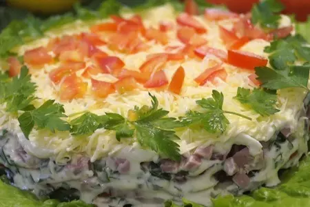 Потрясающе вкусный салат торт. весь секрет в заправке!: шаг 3