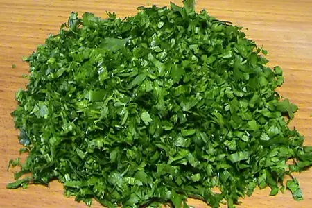 Рулетики из баклажанов с орехами: шаг 3