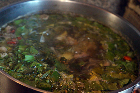 Суп овощной с шампиньонами и щавелем: шаг 8
