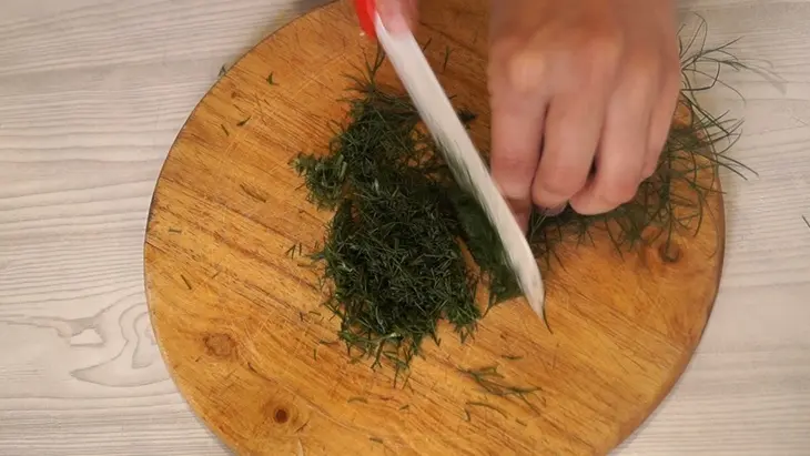 Самая классная закуска из капусты. съедается моментально!: шаг 2