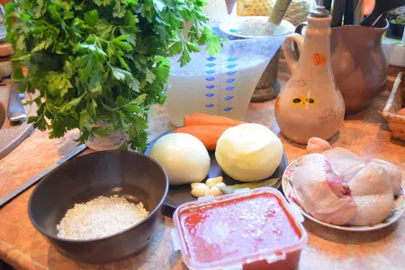 Томатный суп с курицей и кольраби: шаг 1