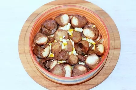 Лучший рецепт закуски "клумба" с кетчупом и чесночным маринадом «махеевъ»: шаг 9
