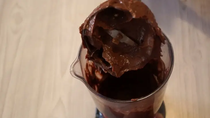 Невероятная вкуснятина к чаю из ничего за 2 минуты.: шаг 3