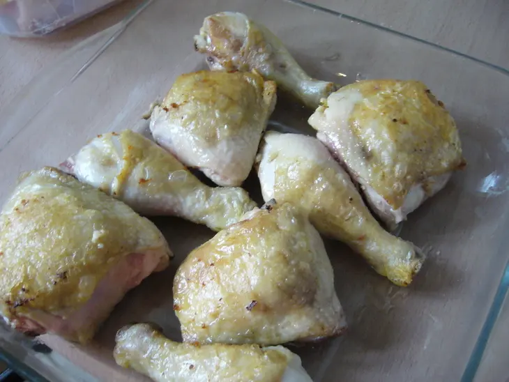 Курица с грибами и брокколи в сливочном соусе: шаг 3