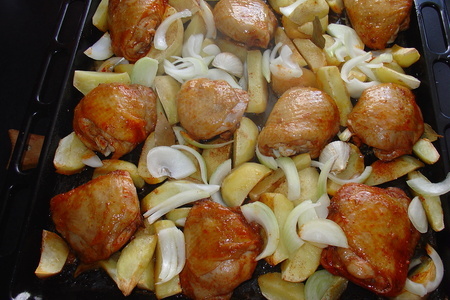 Картофель и курочка, запечённые в духовке.: шаг 3