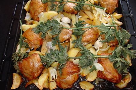 Картофель и курочка, запечённые в духовке.: шаг 5