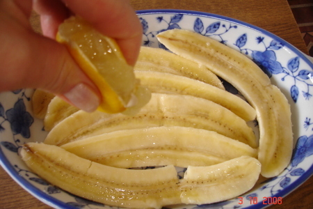 Запечённые бананы с творогом: шаг 1
